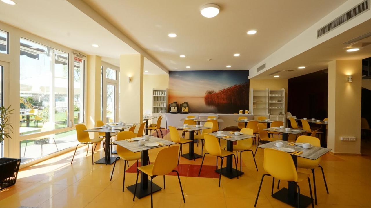 שיופוק Colors Holiday Hotel מראה חיצוני תמונה