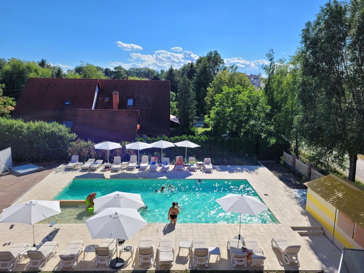 שיופוק Colors Holiday Hotel מראה חיצוני תמונה